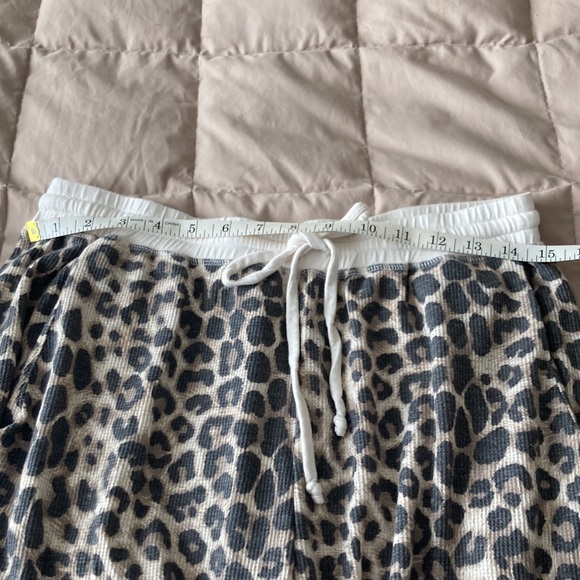 Cherish Leopard Print Joggers - Picture 4 of 8
